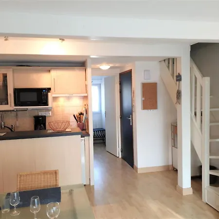 Apartment Garenne - Duplex Balcon, 500m - T23 *
