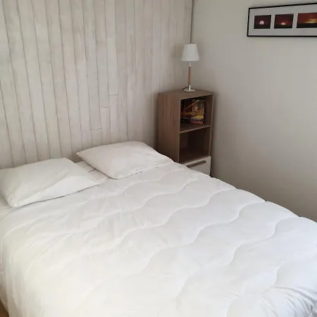 Apartment Garenne - Duplex Balcon, 500m - T23 *
